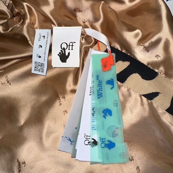 Off-White Zebra Print Blazer - Picture 7 of 8